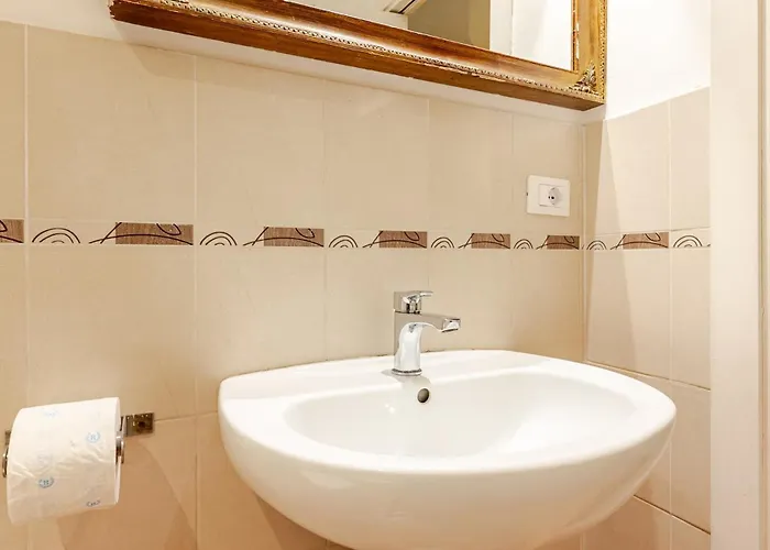 Trastevere Gem - Your Escape Roma